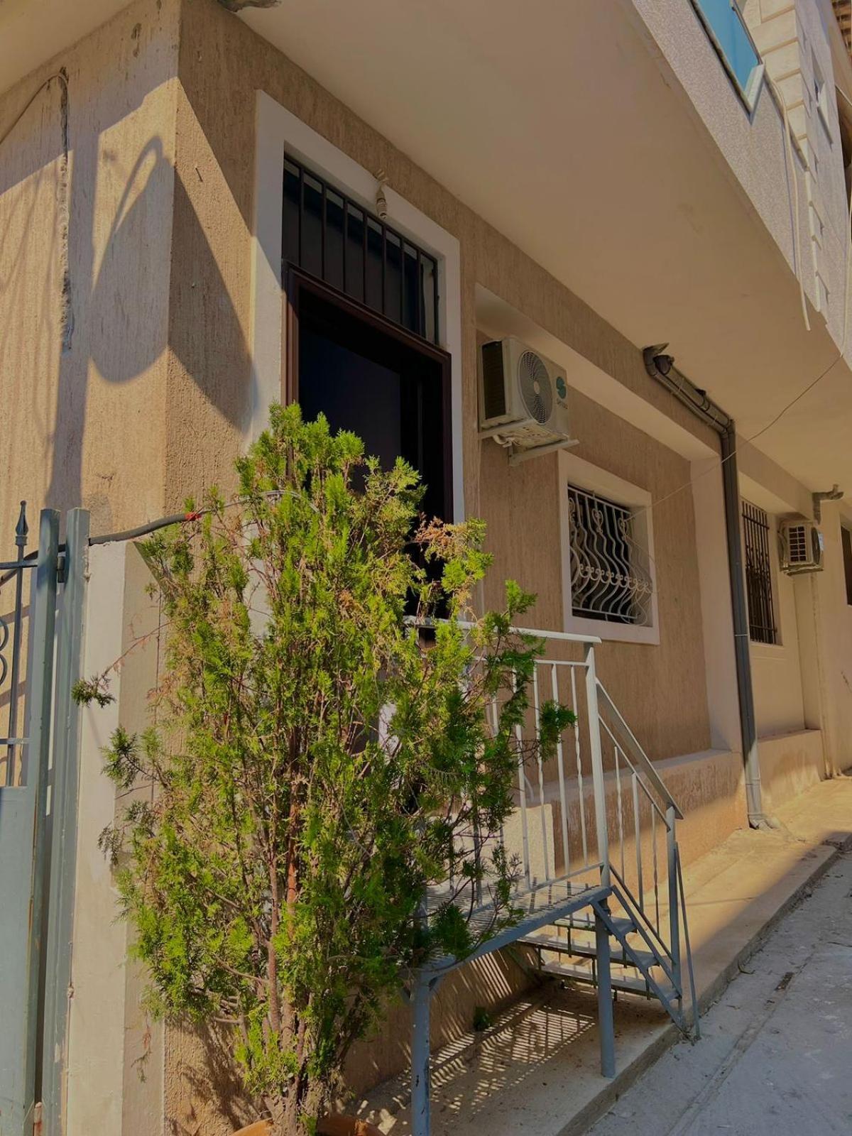 Vila Kleopatra Sarandë エクステリア 写真