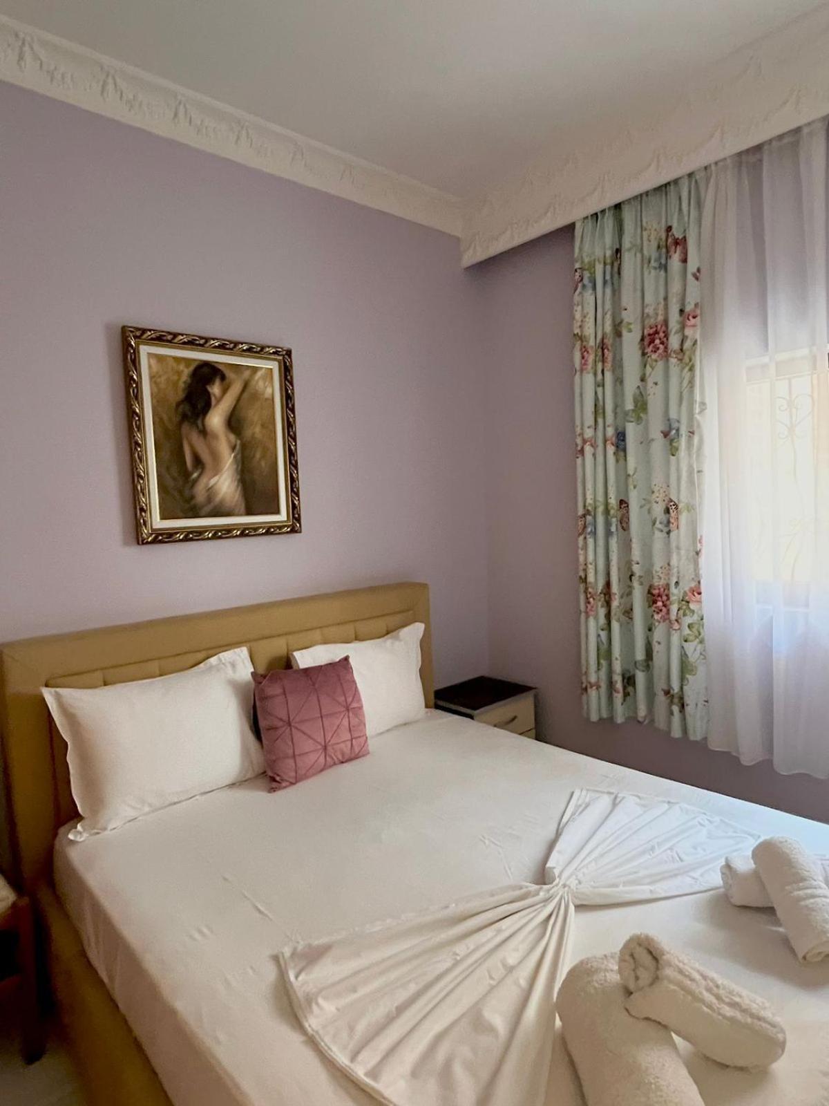 Vila Kleopatra Sarandë エクステリア 写真